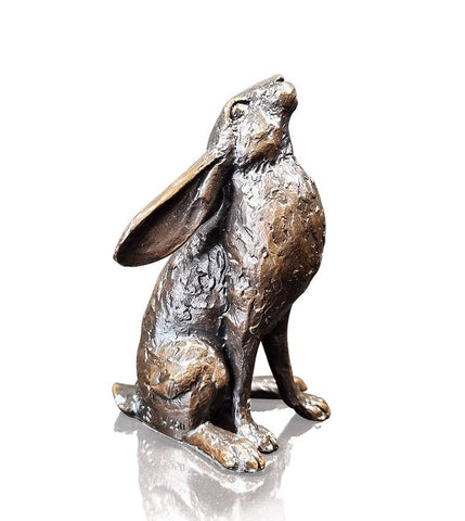 Small Hare Moon Gazing (1159)