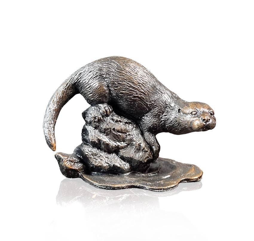 Small Otter (1213)