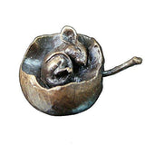 Butler & Peach Detailed Small Solid Bronze Mouse In Apple - Willow and Avon